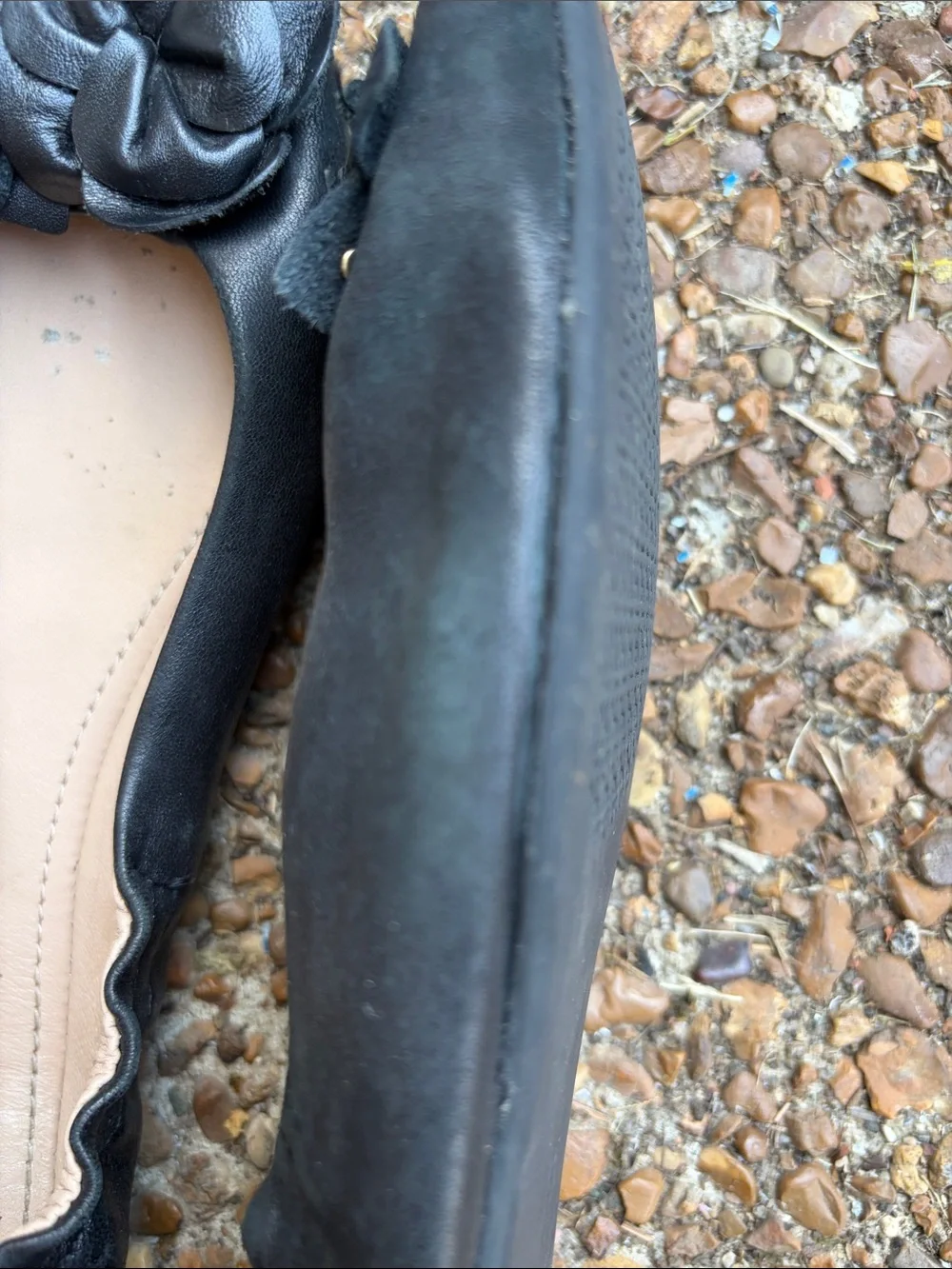 Tory Burch Black Leather Flower Ballet Flats with Logo Accent
